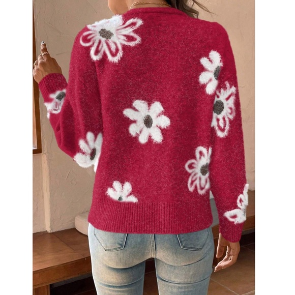 Red Cardigan Knit Flower Textured Button Front  Stretchy, Soft - Picture 6 of 9